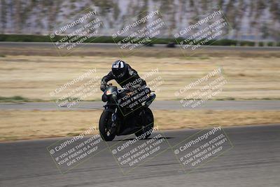 media/Jun-16-2024-Lets Ride (Sun) [[4ae6dd1f02]]/Group B/Grid and Front Straight/